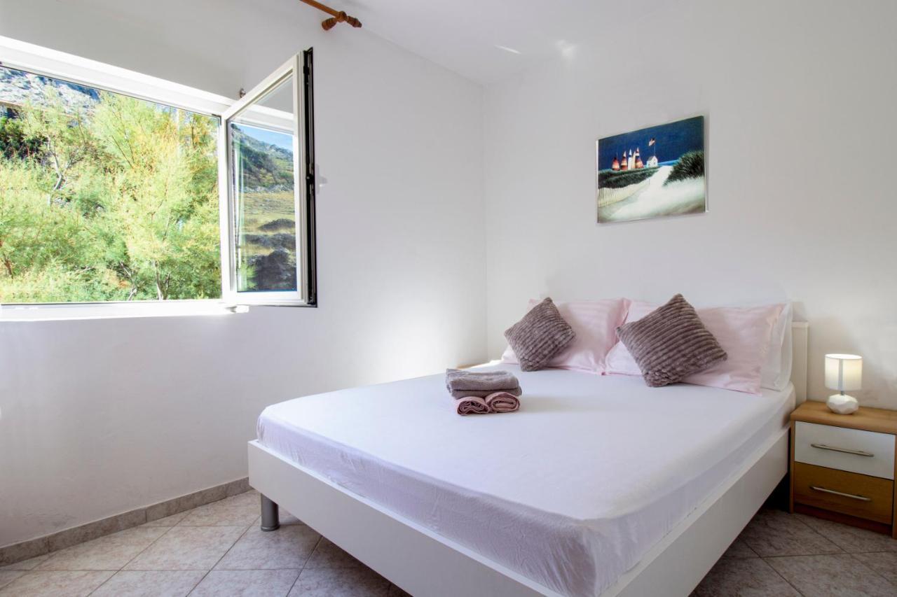 Apartment Sladana Direckt At The